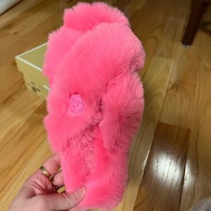 Michael Kors Faux Fur Slides *New In Box*